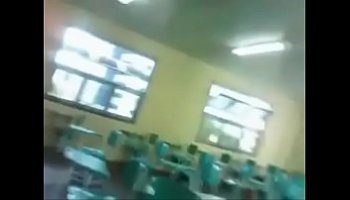 fudendo na escola